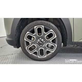 424561