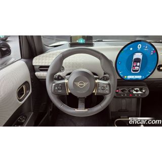 922399