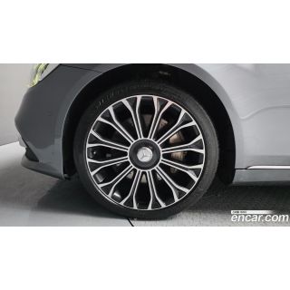 813171
