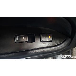 323532