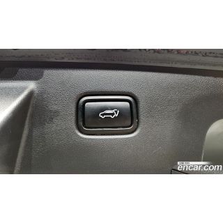 975975