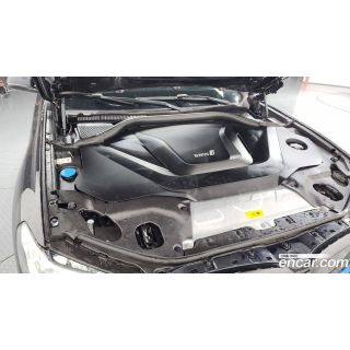 875607