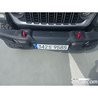 877518