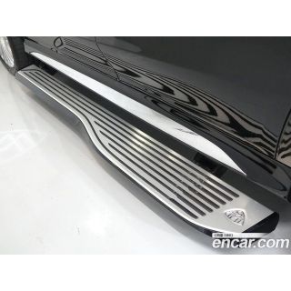330303