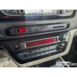 562293