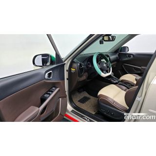 989357