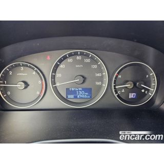 649427