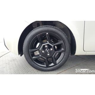 327600