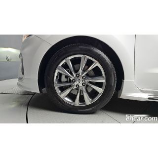 995885