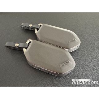 996077