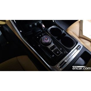 911611