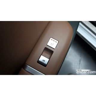 527411