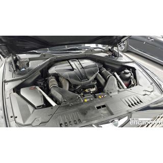 973962