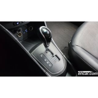 932123