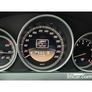 476683