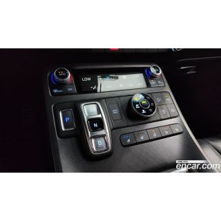 402878