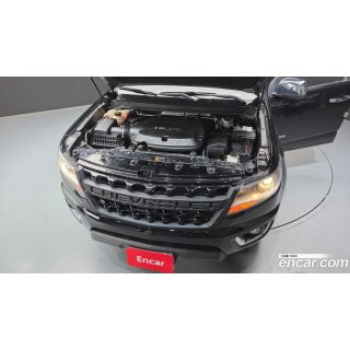976957