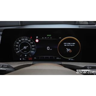 923571