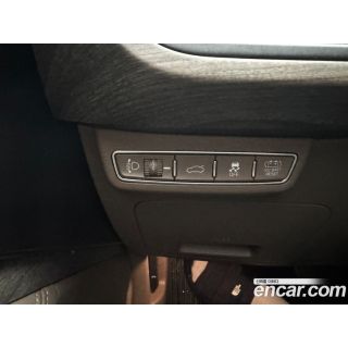 808683