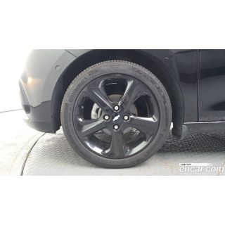 457285