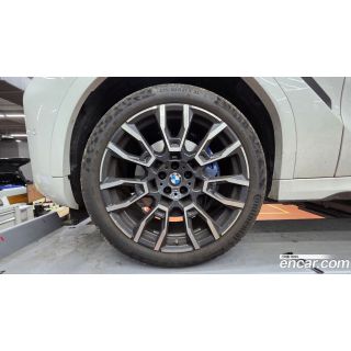554951