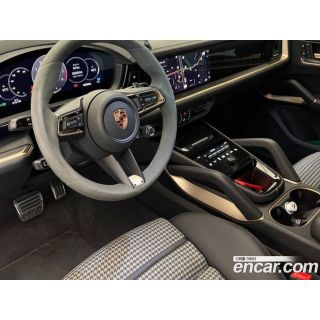 677699