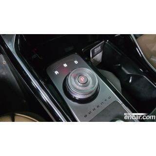 443500