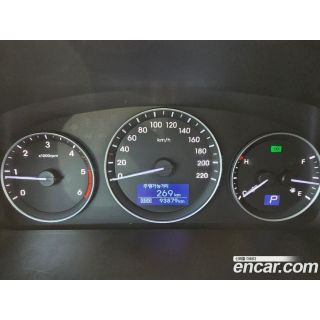 402567