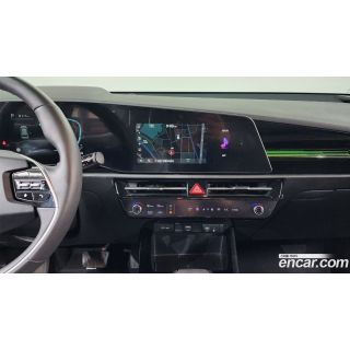 989046