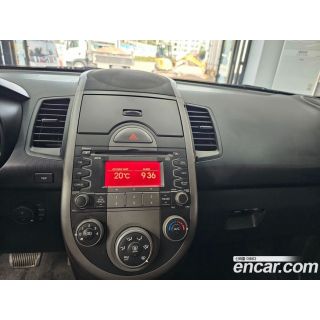 843598