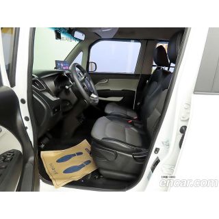 981584
