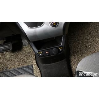 932856
