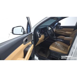683600