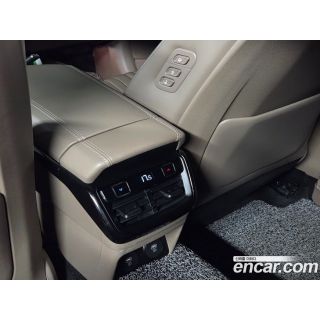 367774