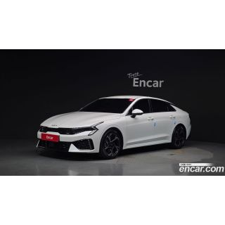 913502