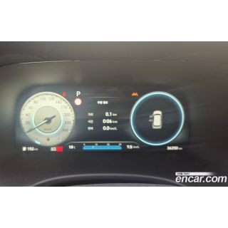 903672