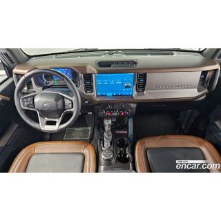 562757