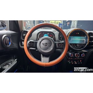 352263