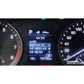 878978