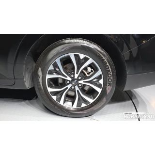 991906