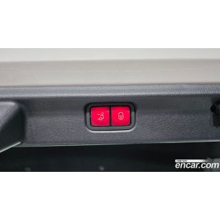 848911