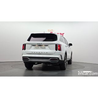 597135