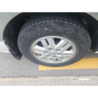 304358