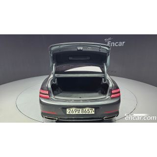 993043