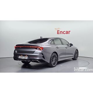 882426