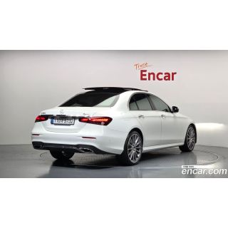 990933