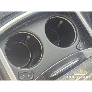 725633