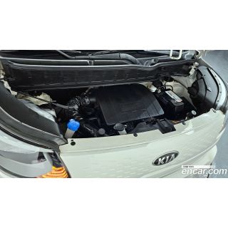 437820