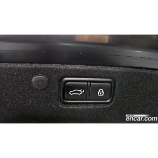697285