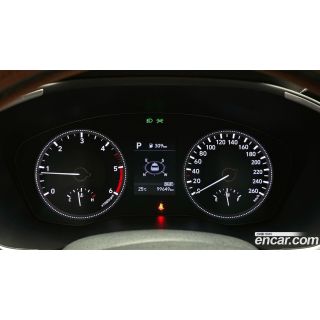 884735